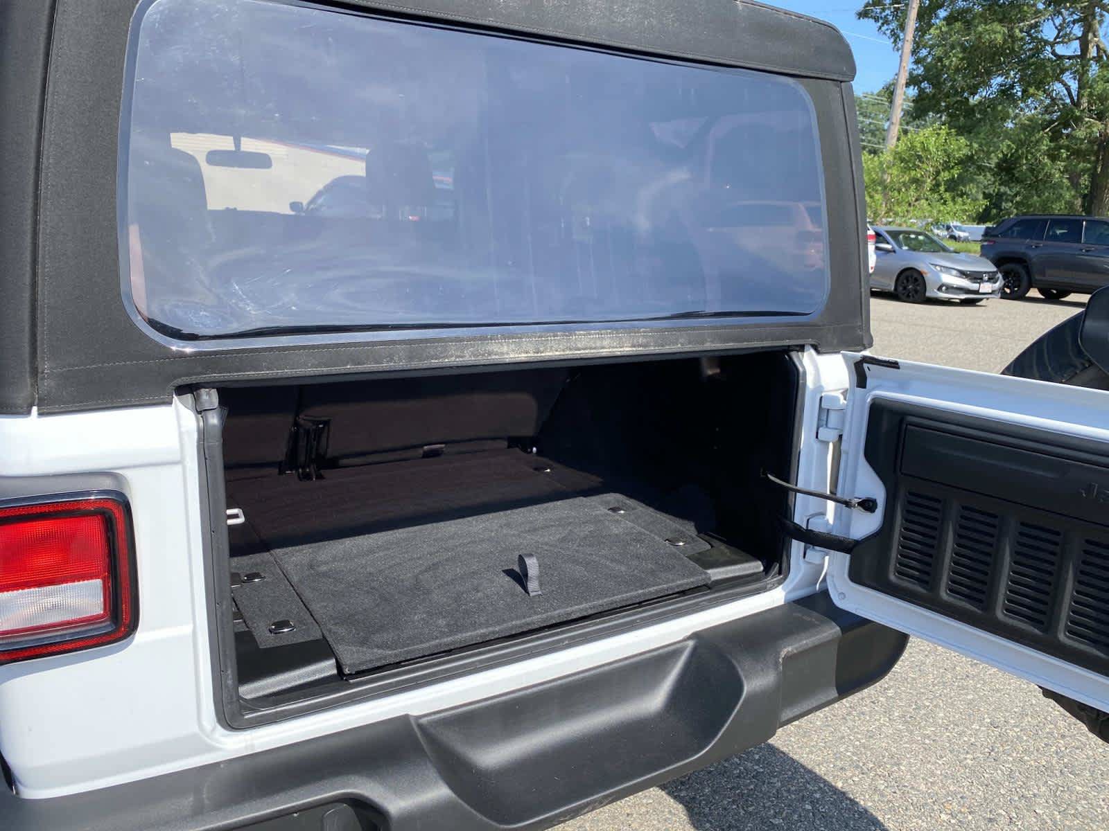 Used 2023 Jeep Wrangler Unlimited Sport AWD/4WD image 5
