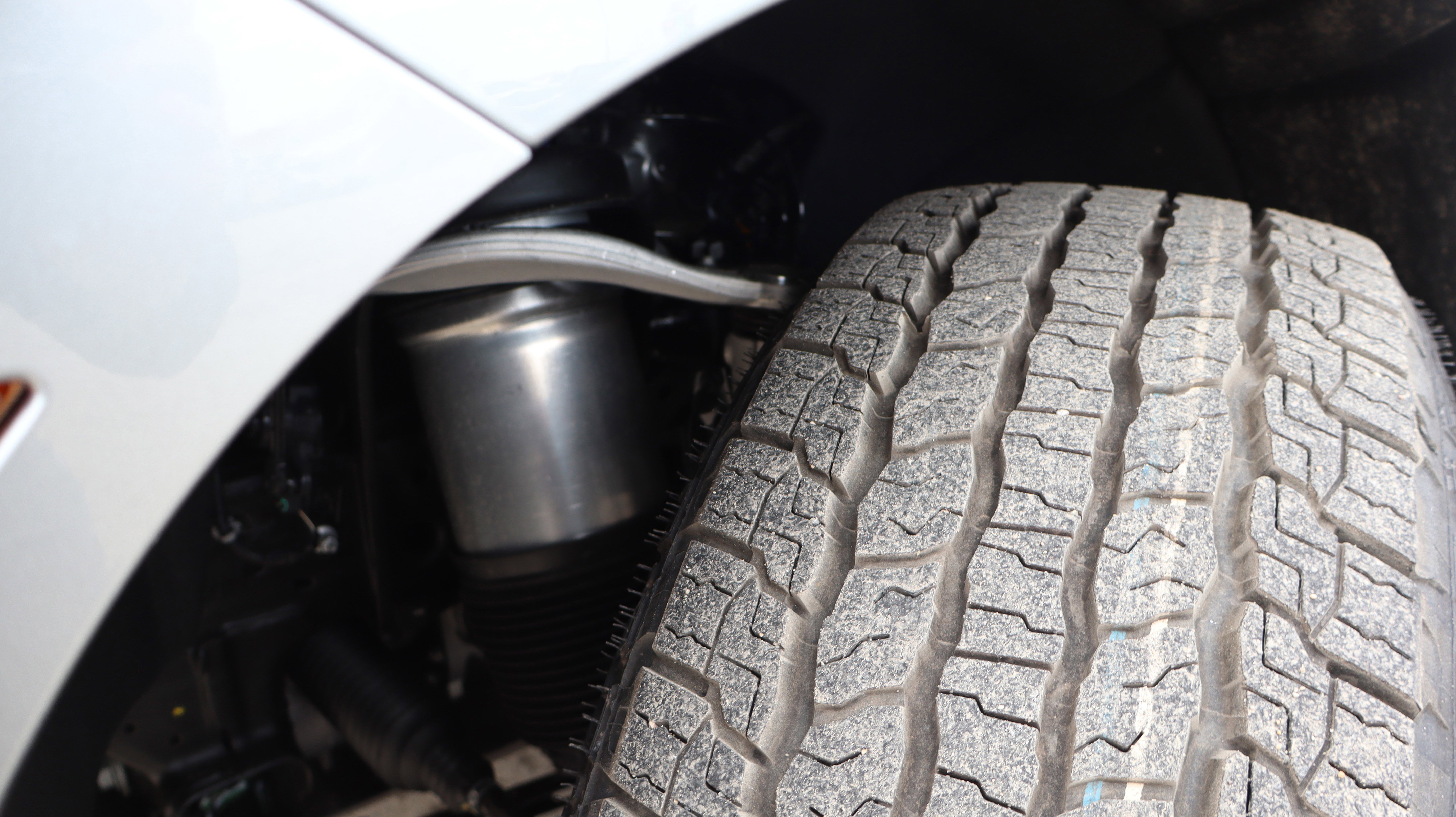 New 2026 GMC Yukon XL AT4 Ultimate image 17