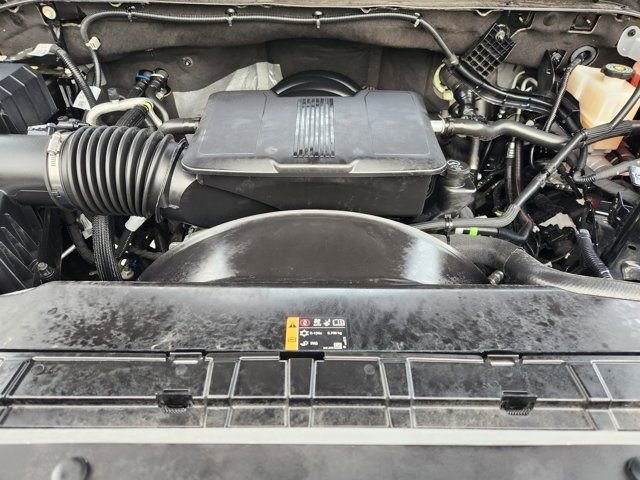 Used 2025 Chevrolet Silverado 2500 ZR2 w/ Technology Package image 33
