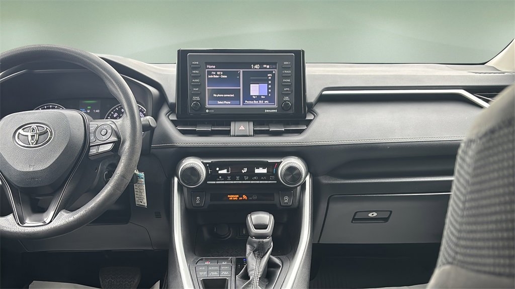 Used 2022 Toyota RAV4 LE image 20