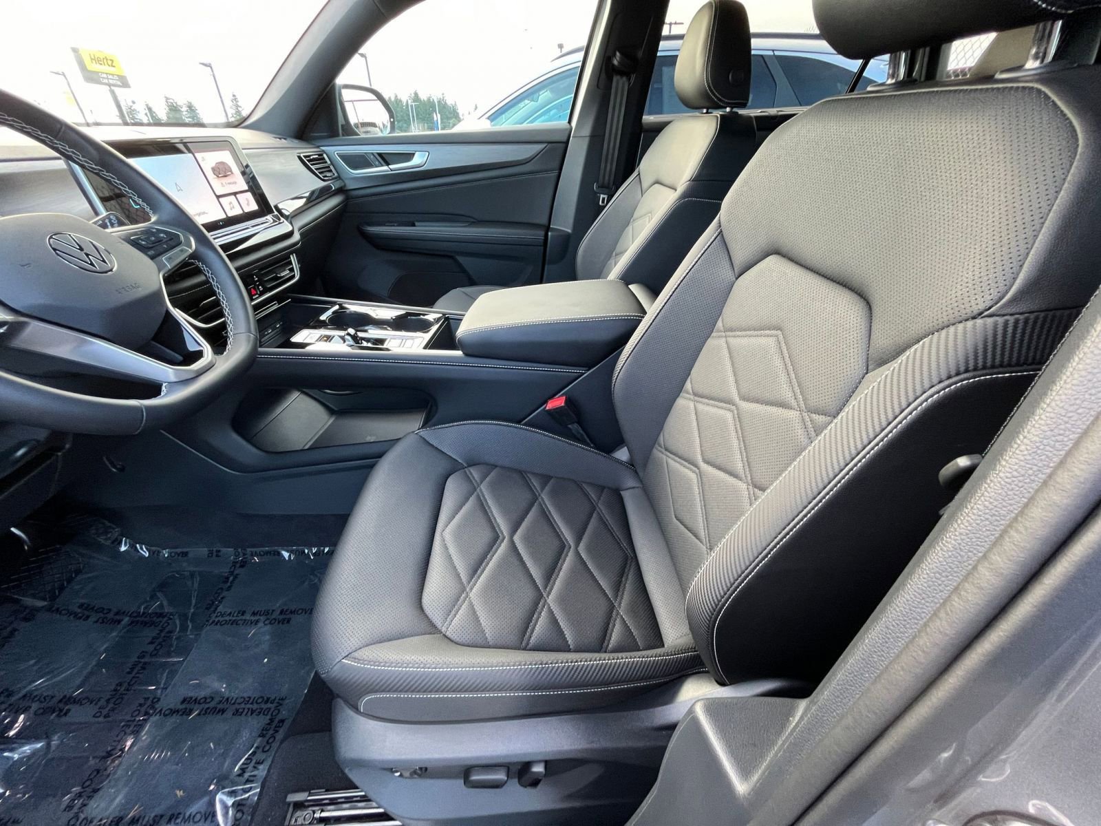 Used 2025 Volkswagen Atlas Cross Sport SE image 27