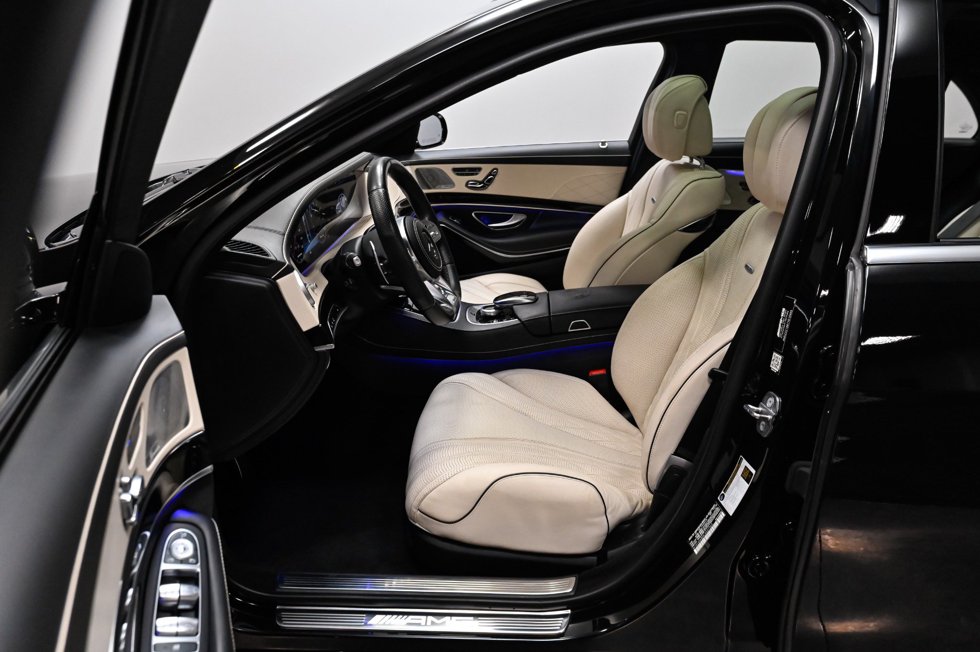 Used 2020 Mercedes-Benz S 63 AMG 4MATIC Sedan image 22
