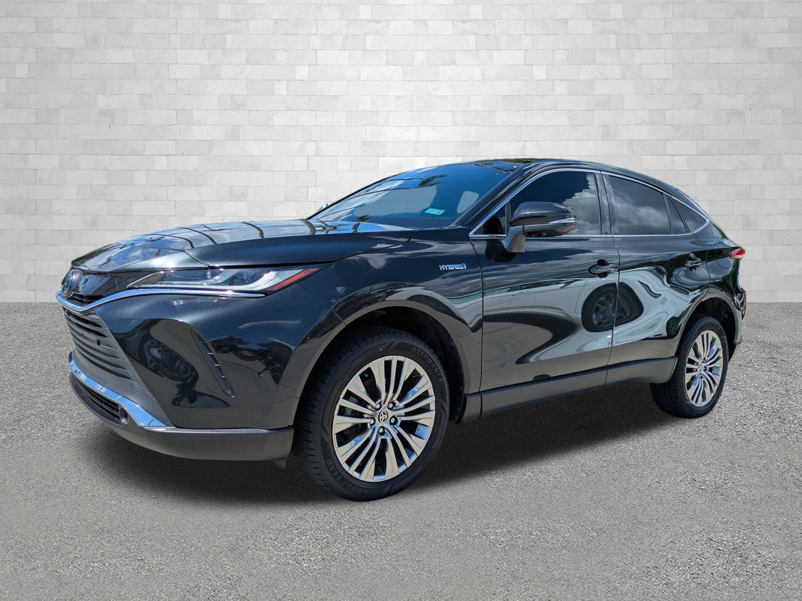Used 2021 Toyota Venza Limited w/ Advanced Technology Package AWD/4WD image 5