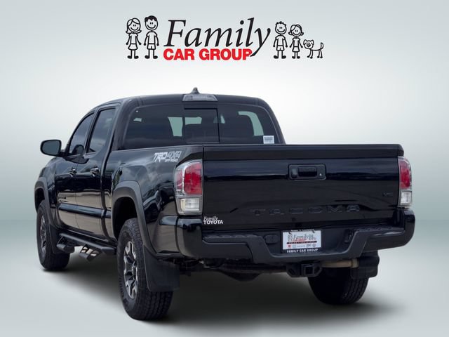 Certified 2023 Toyota Tacoma TRD Off-Road w/ Technology Package AWD/4WD image 3