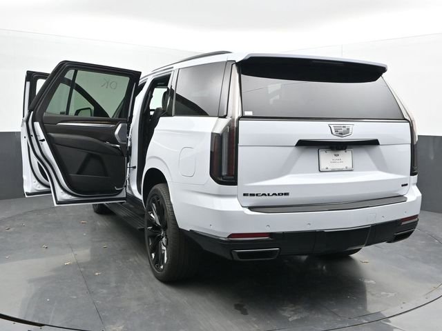 New 2026 Cadillac Escalade Platinum Sport w/ LPO, ONYX Package AWD/4WD image 52