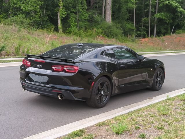 Used 2023 Chevrolet Camaro LT RWD image 13