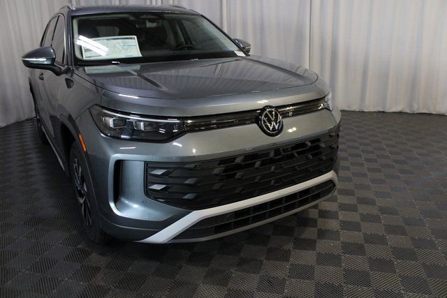 New 2025 Volkswagen Tiguan S AWD/4WD image 29