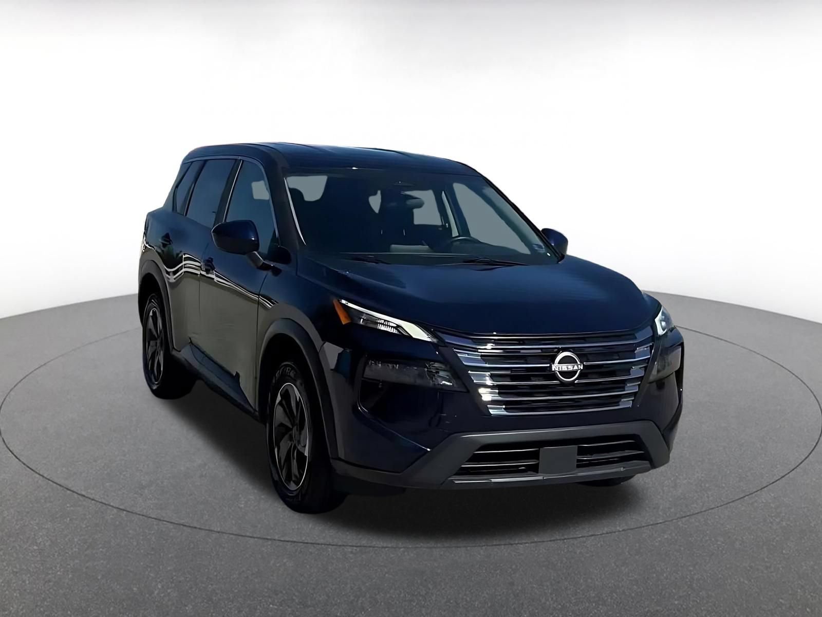 Used 2025 Nissan Rogue SV AWD/4WD image 3