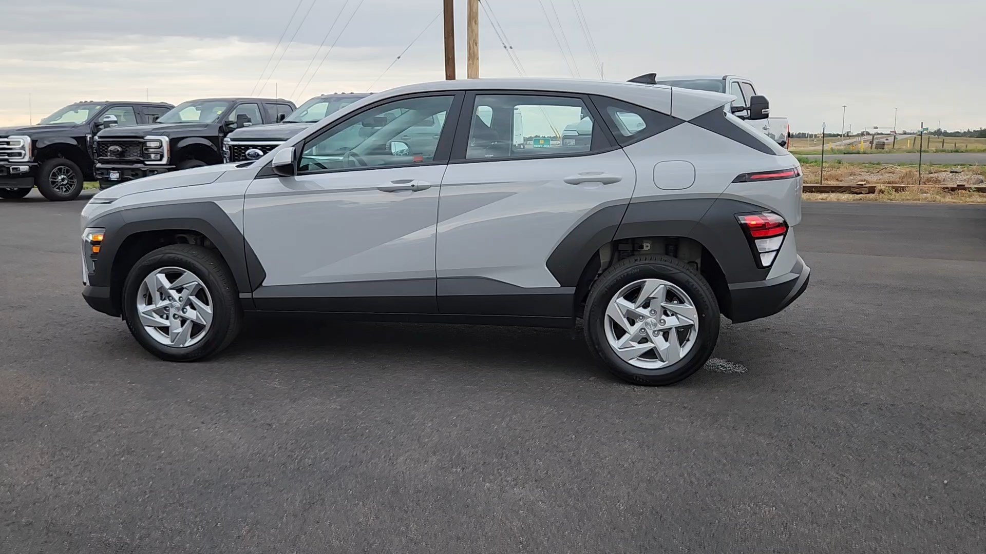 Used 2026 Hyundai Kona SE AWD/4WD image 2