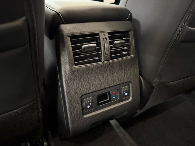 New 2026 Mitsubishi Outlander SEL FWD image 23