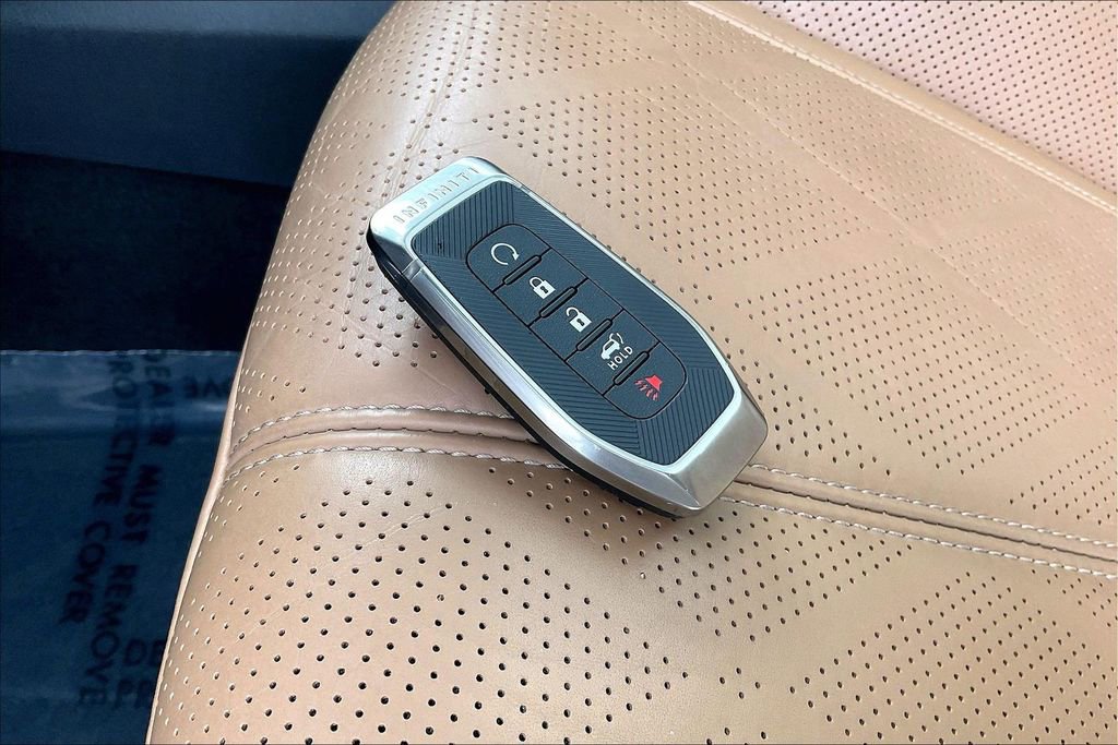Used 2025 INFINITI QX80 Sensory AWD/4WD image 37