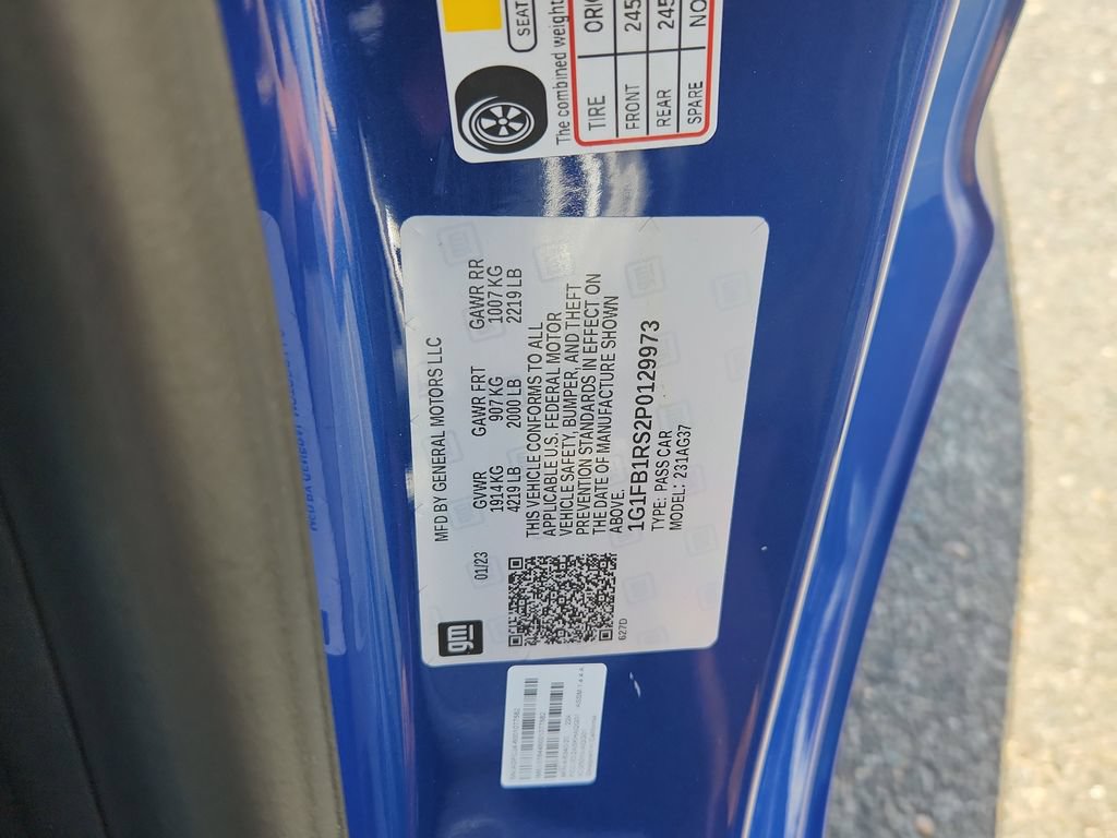 Used 2023 Chevrolet Camaro LT RWD image 18