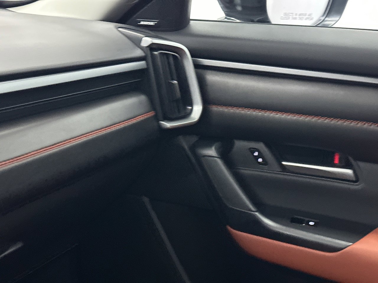 Certified 2025 MAZDA CX-50 Meridian Edition w/ Apex Package image 33