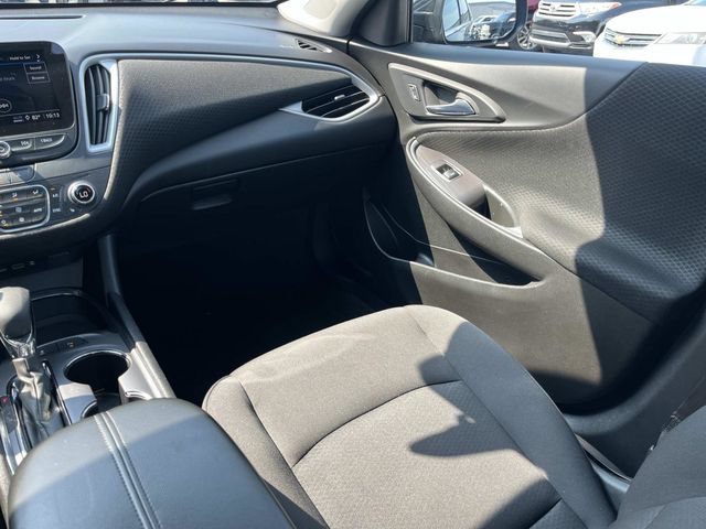 Used 2024 Chevrolet Malibu LT FWD image 17