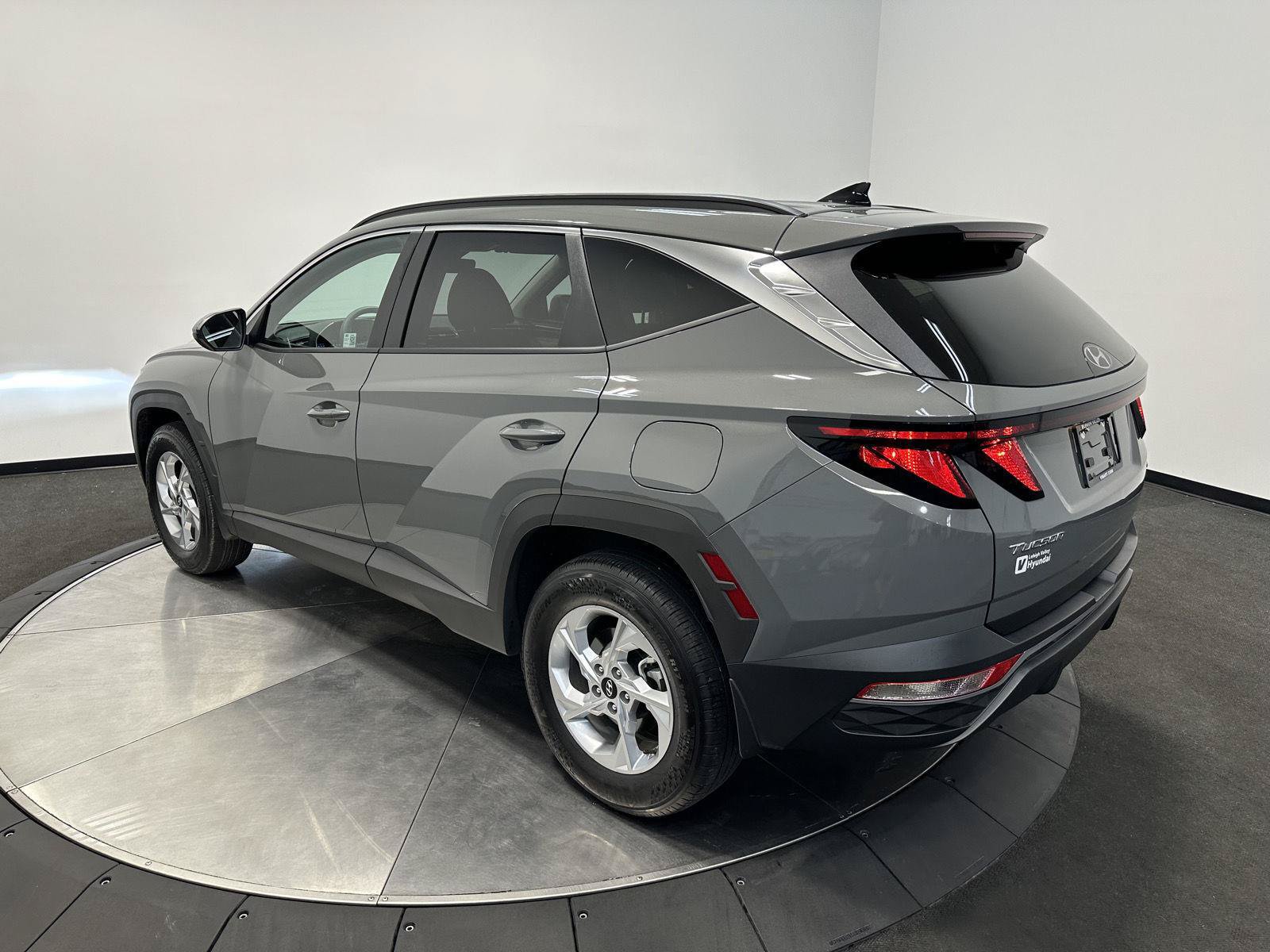 Certified 2024 Hyundai Tucson SEL AWD/4WD image 5
