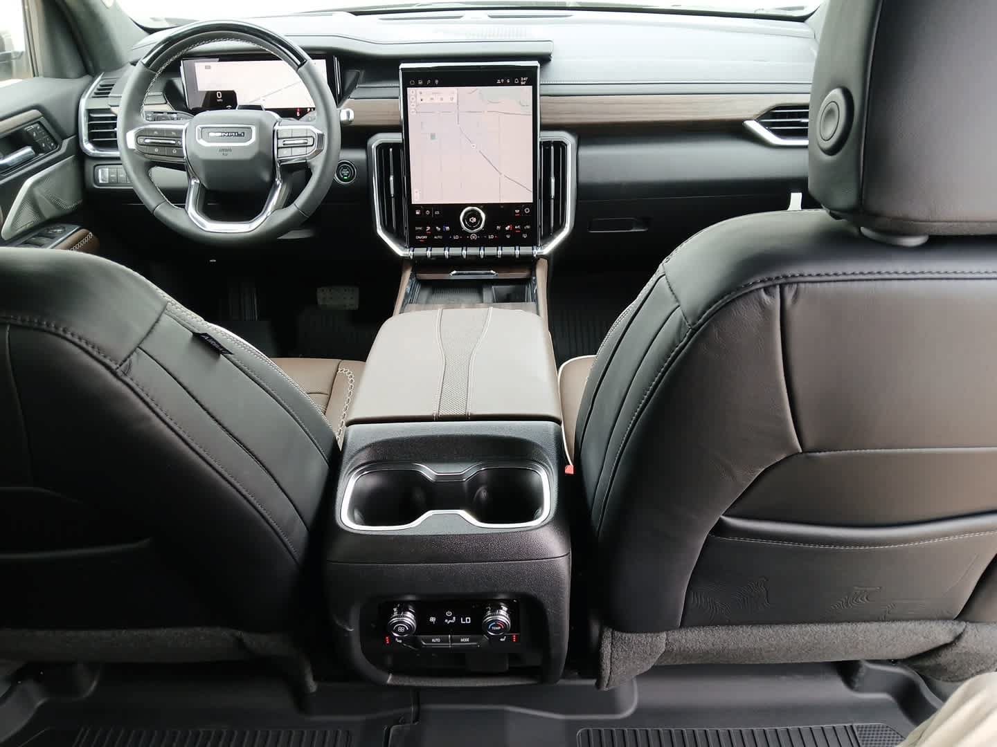 New 2026 GMC Acadia Denali Ultimate w/ LPO, Floor Liner Package AWD/4WD image 64