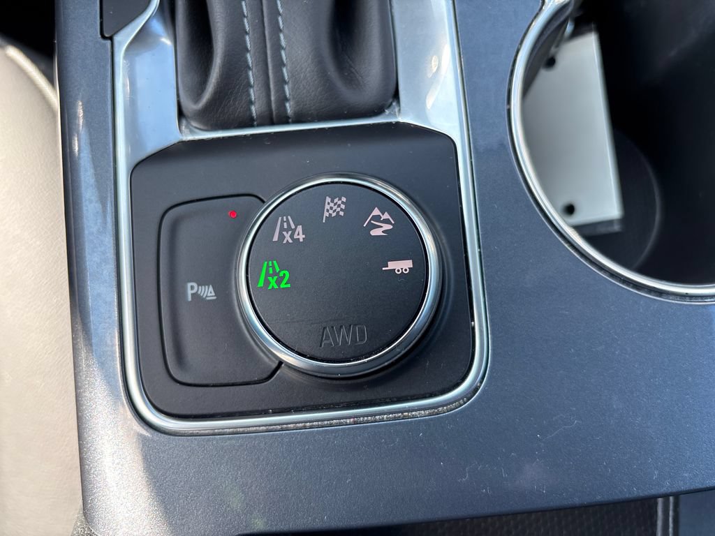Certified 2019 Chevrolet Blazer LT w/ LPO, Floor Liner Package AWD/4WD image 22