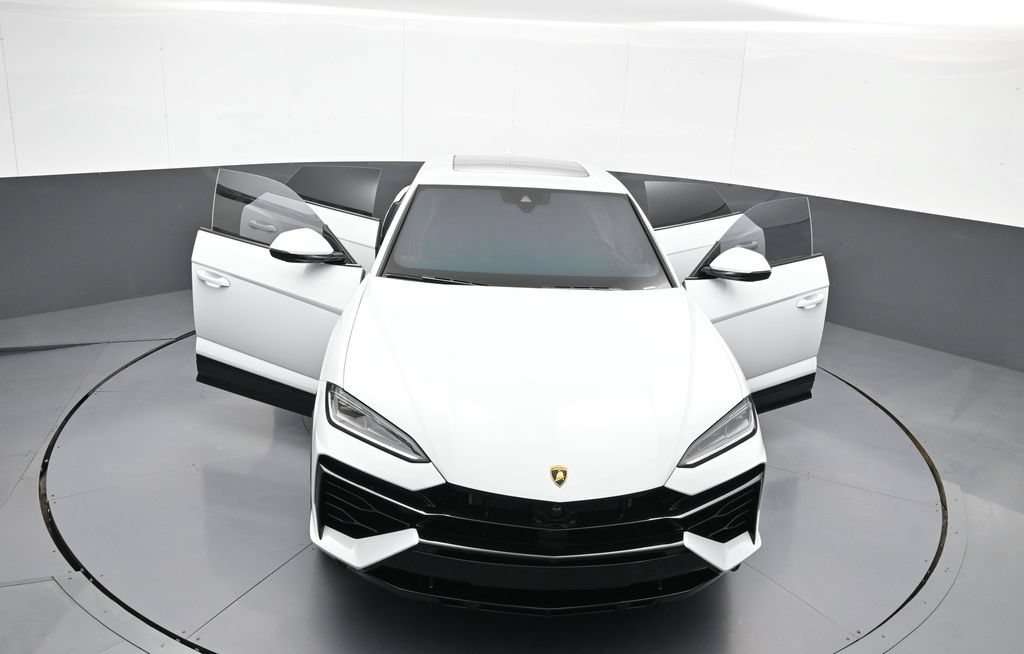 Used 2025 Lamborghini Urus SE AWD/4WD image 53
