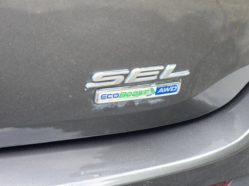 Used 2017 Ford Edge SEL AWD/4WD image 16