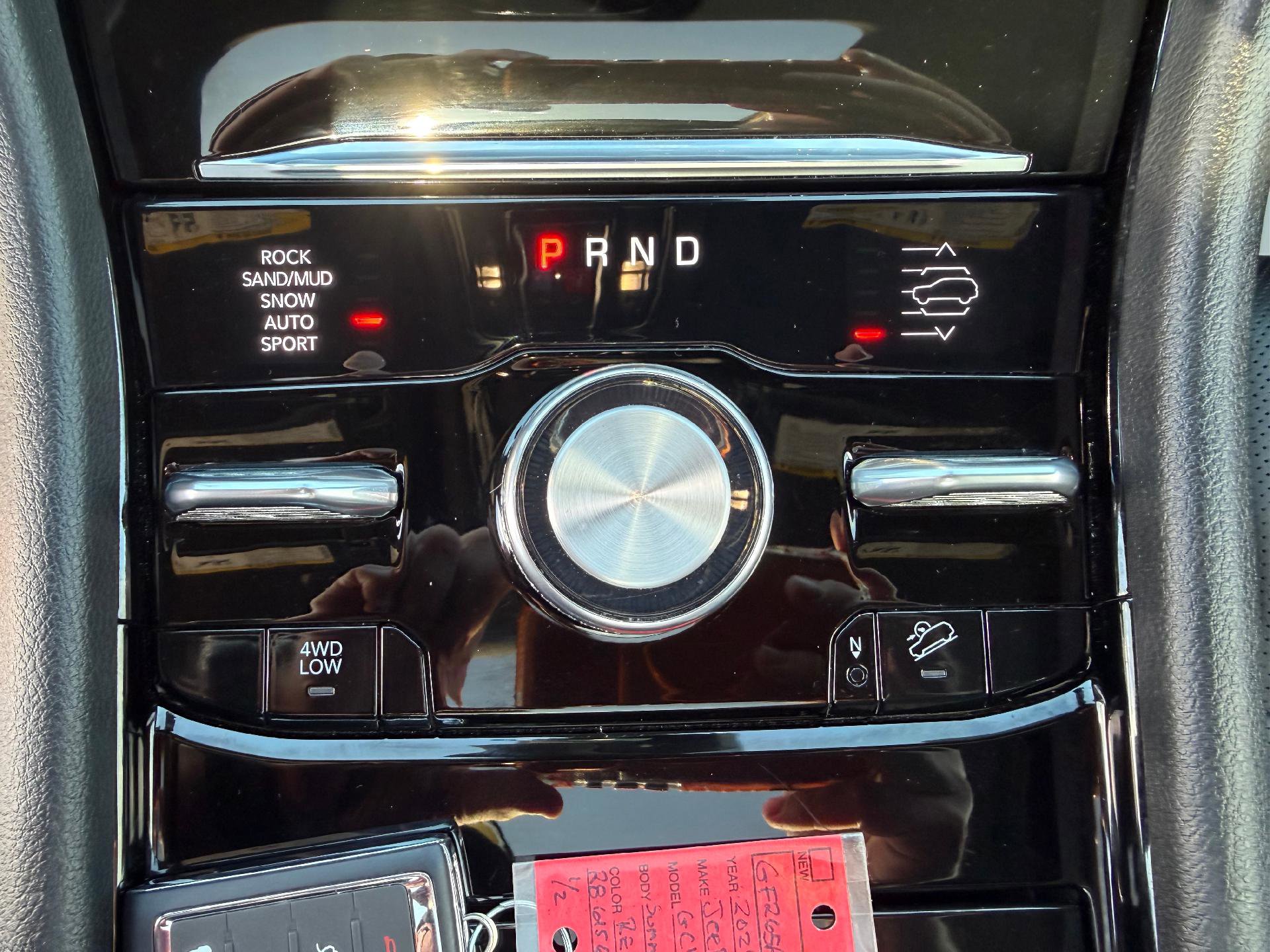 Used 2024 Jeep Grand Cherokee L Summit AWD/4WD image 33