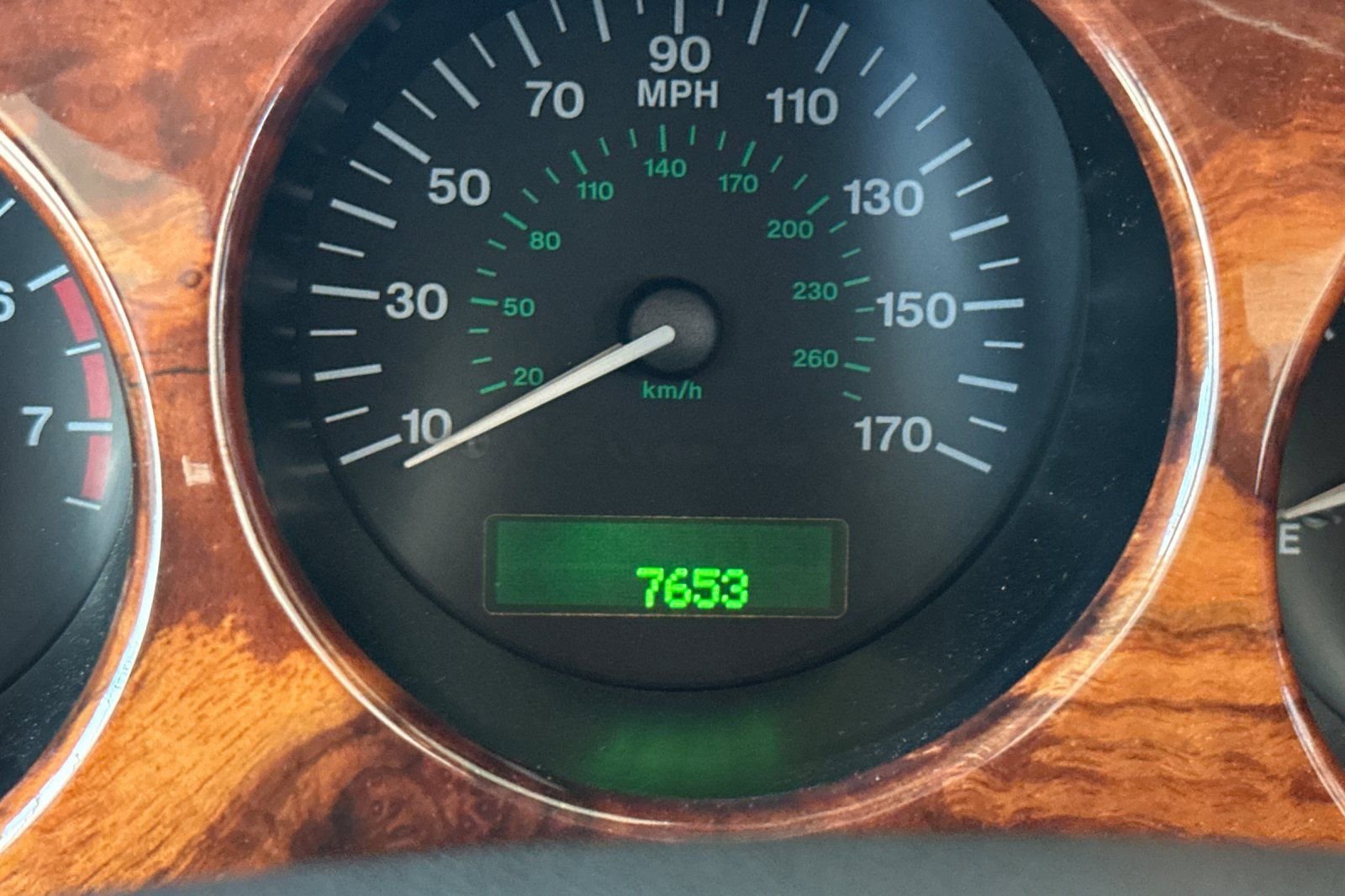 Used 2002 Jaguar XK8 Convertible RWD image 25