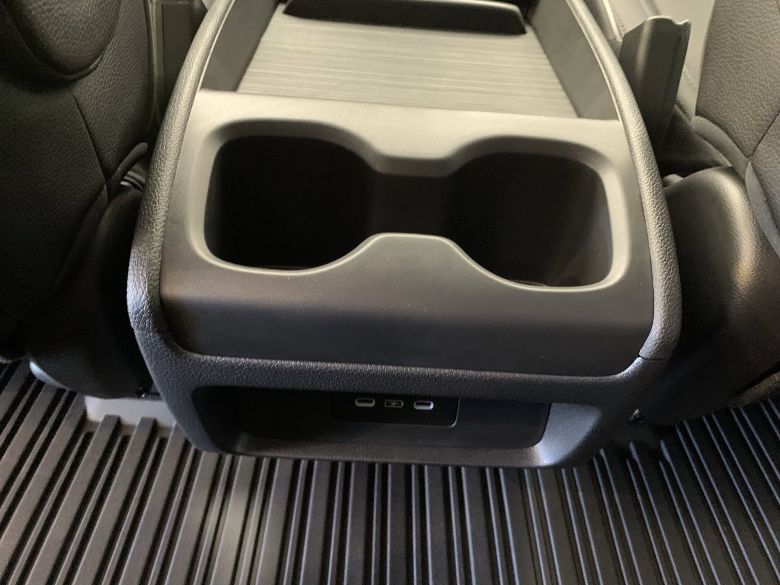 New 2026 Honda Odyssey Touring image 32