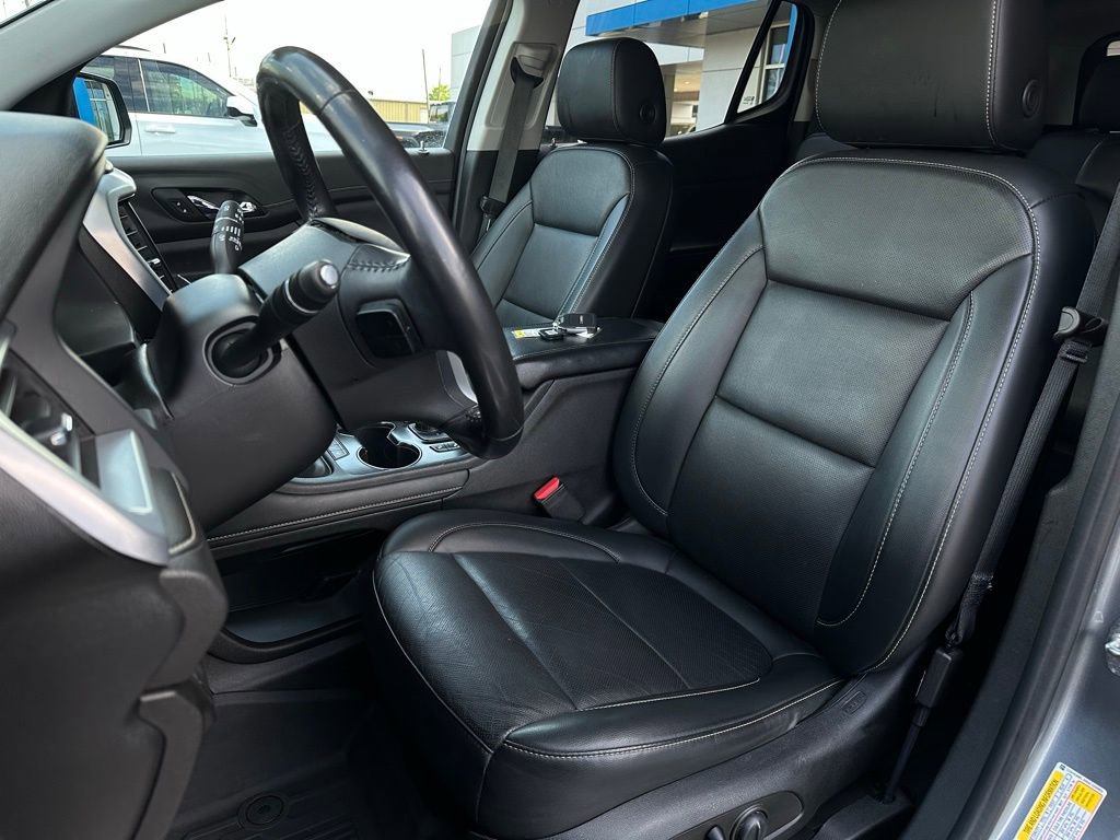 Used 2022 GMC Acadia SLT w/ Elevation Edition FWD image 14