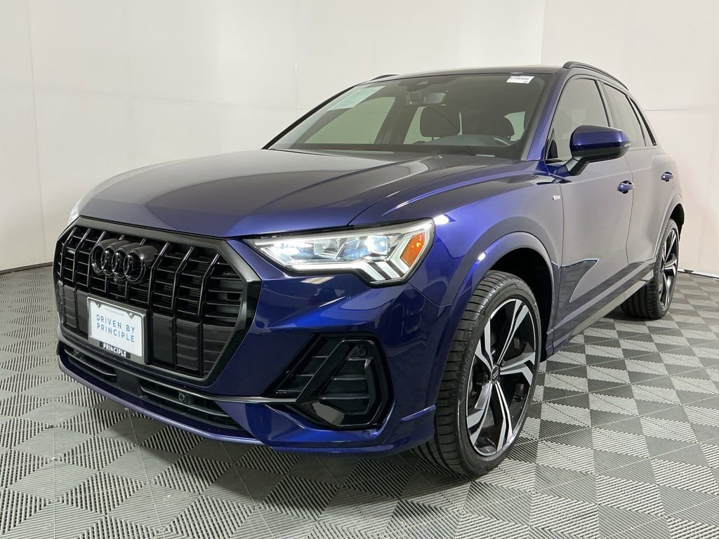Used 2024 Audi Q3 2.0T Premium Plus image 2