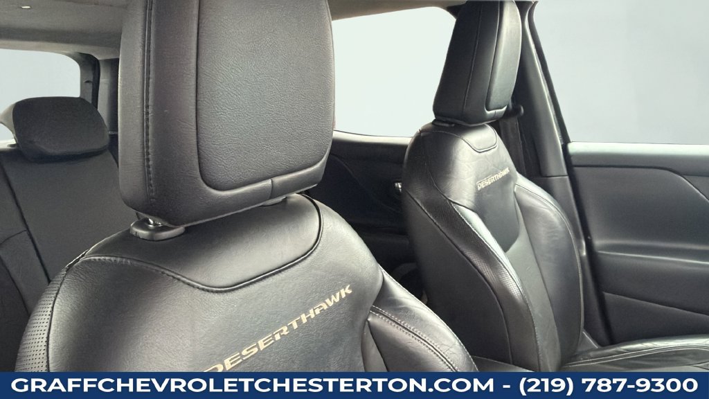 Used 2017 Jeep Renegade Trailhawk AWD/4WD image 36