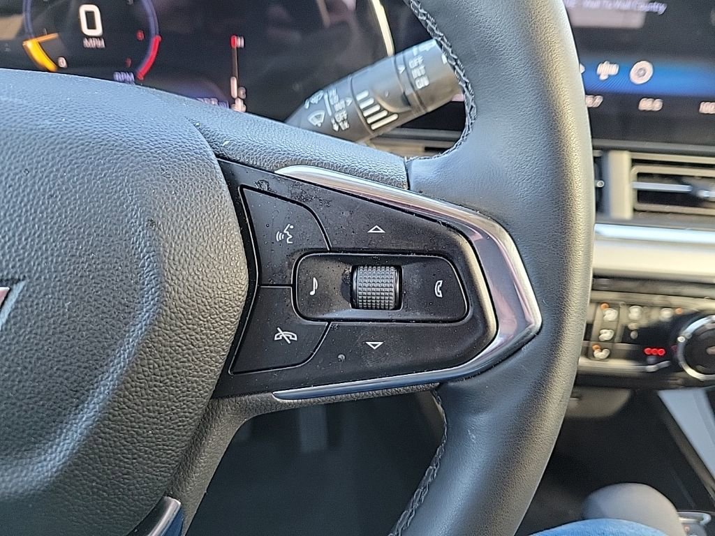 Used 2025 Chevrolet Trax LT w/ LT Convenience Package image 26