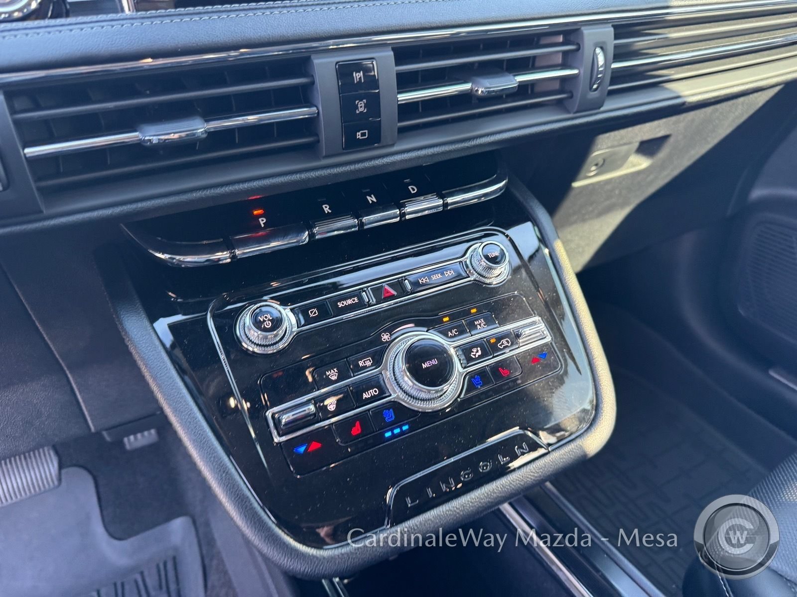 Used 2022 Lincoln Corsair AWD w/ Premium Package image 26