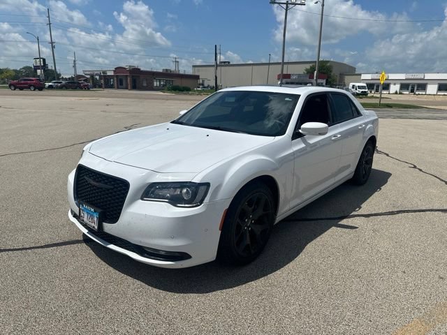 Used 2023 Chrysler 300 S