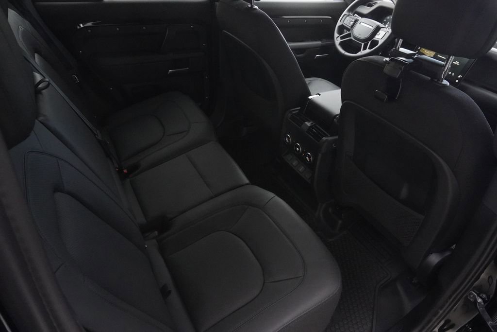 New 2026 Land Rover Defender 110 V8 image 26
