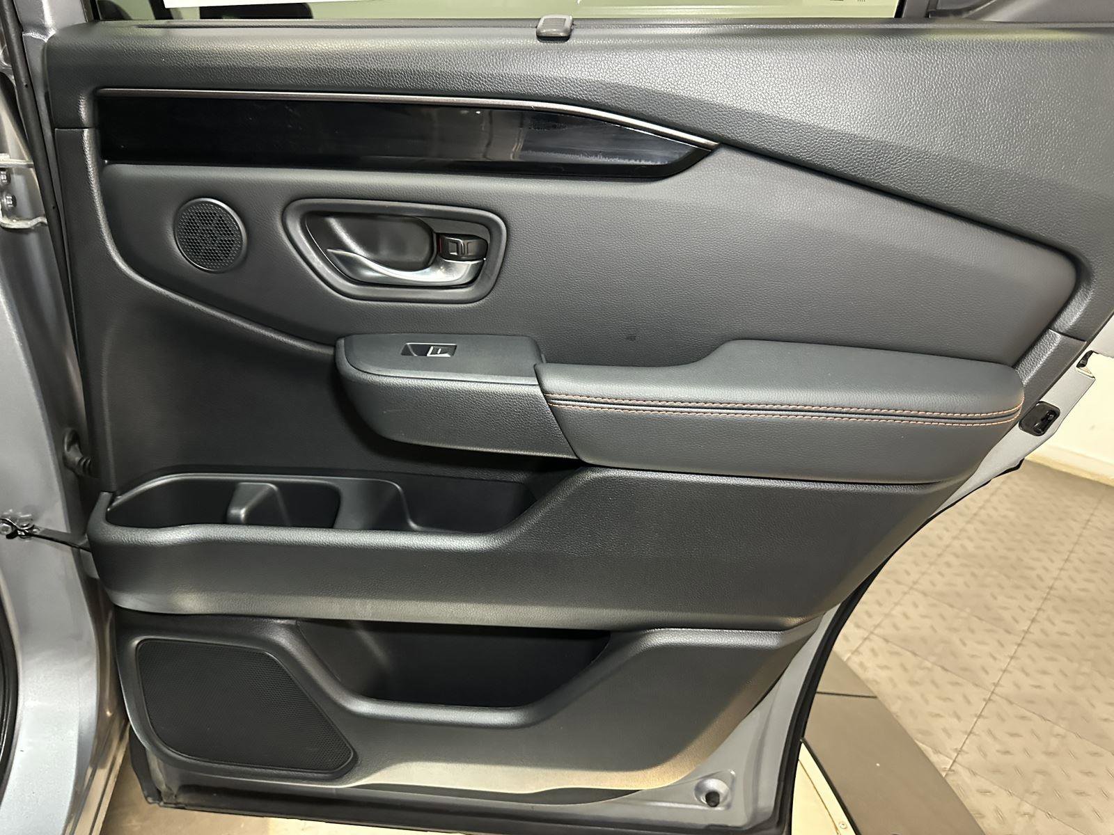 Used 2023 Honda Pilot TrailSport image 35