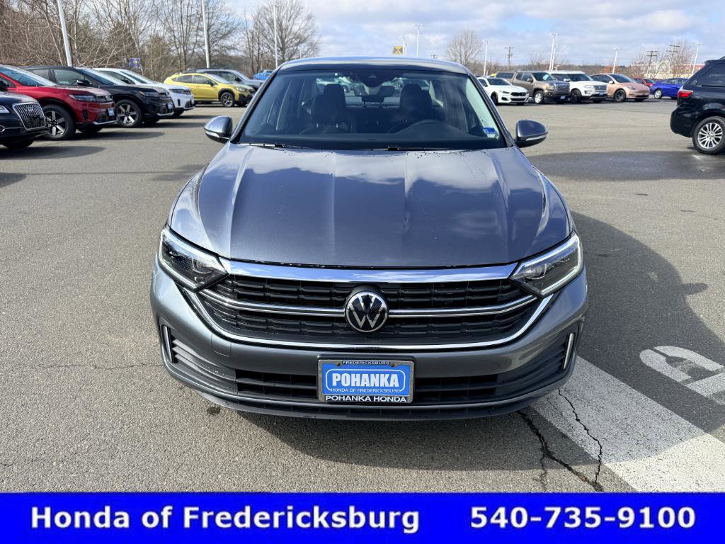 Used 2024 Volkswagen Jetta SEL image 9