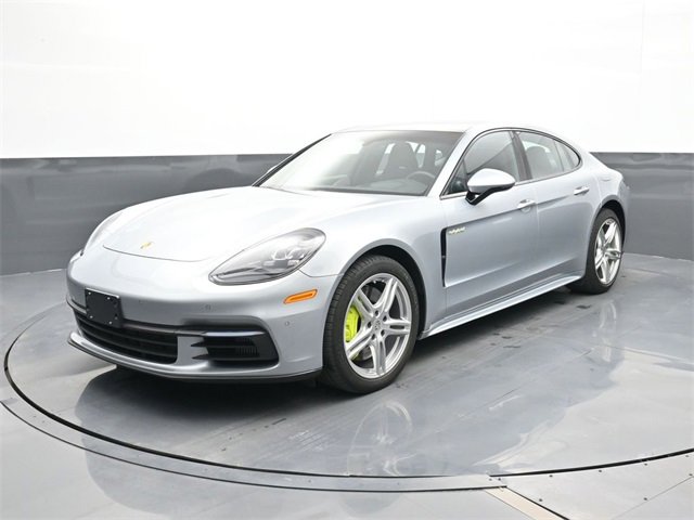 Used 2019 Porsche Panamera 4 image 1