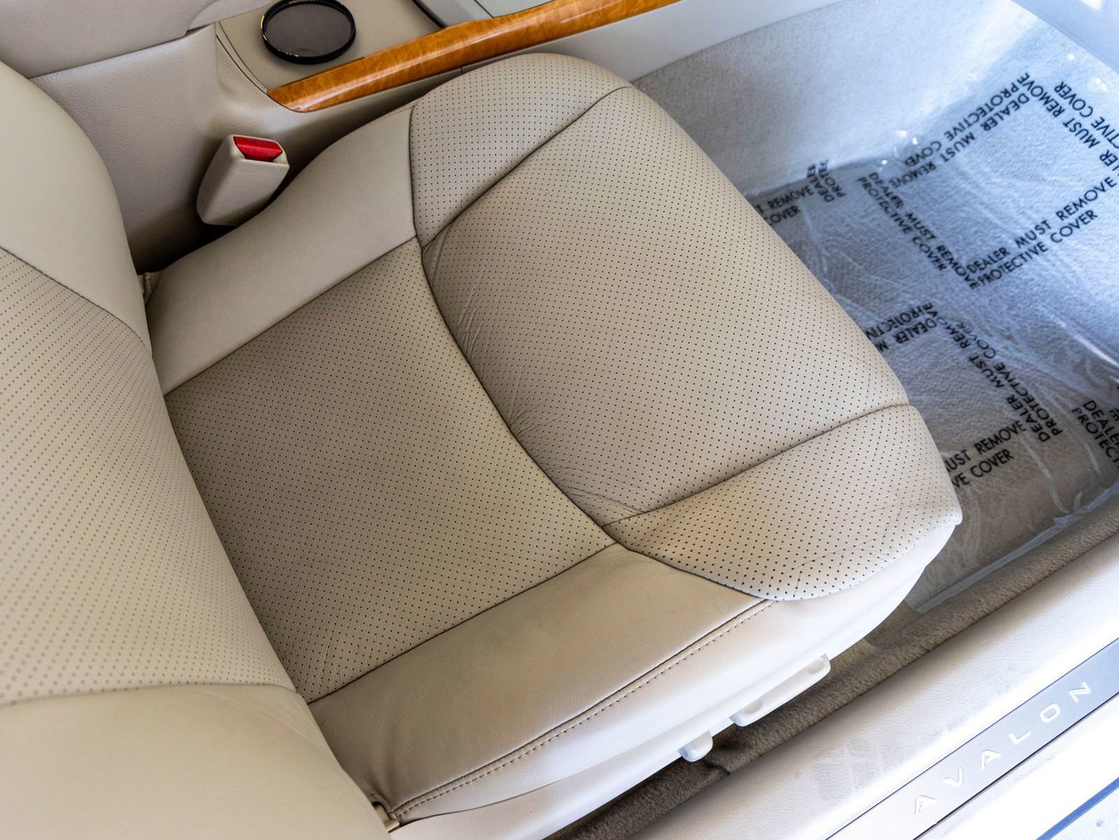 Used 2006 Toyota Avalon image 30