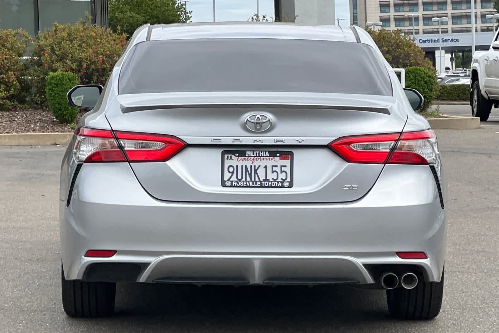 Used 2018 Toyota Camry SE FWD image 8