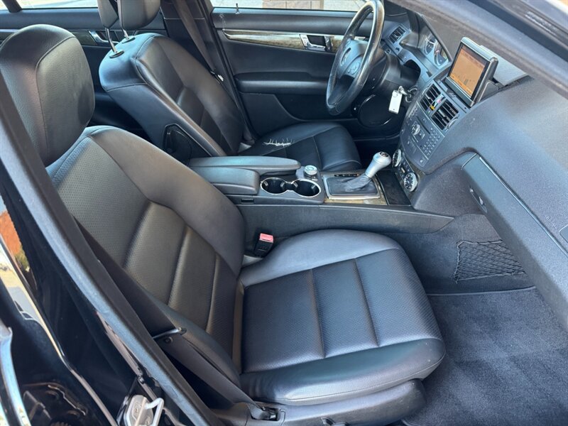 Used 2008 Mercedes-Benz C 350 Sport w/ Multimedia Pkg image 13