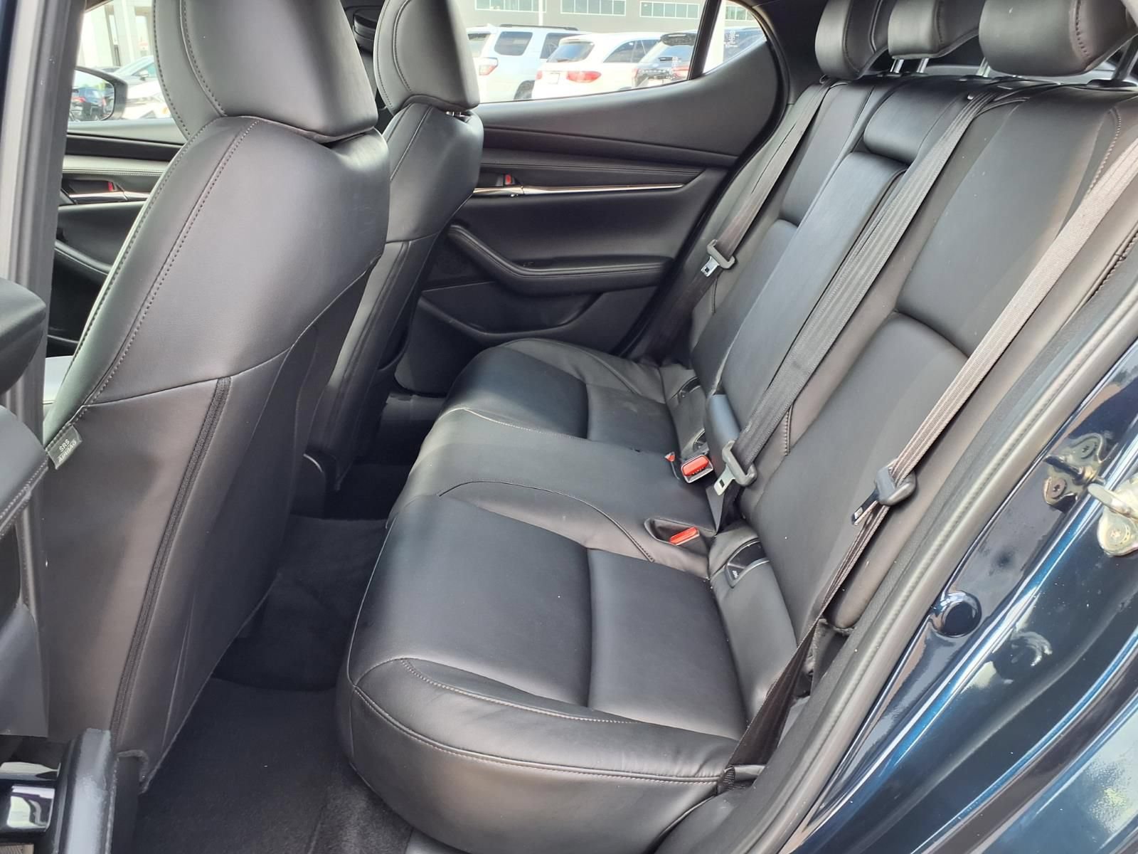 Used 2021 MAZDA MAZDA3 s FWD image 19