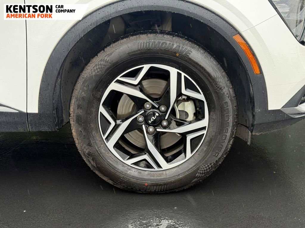 Used 2023 Kia Sportage LX AWD/4WD image 14