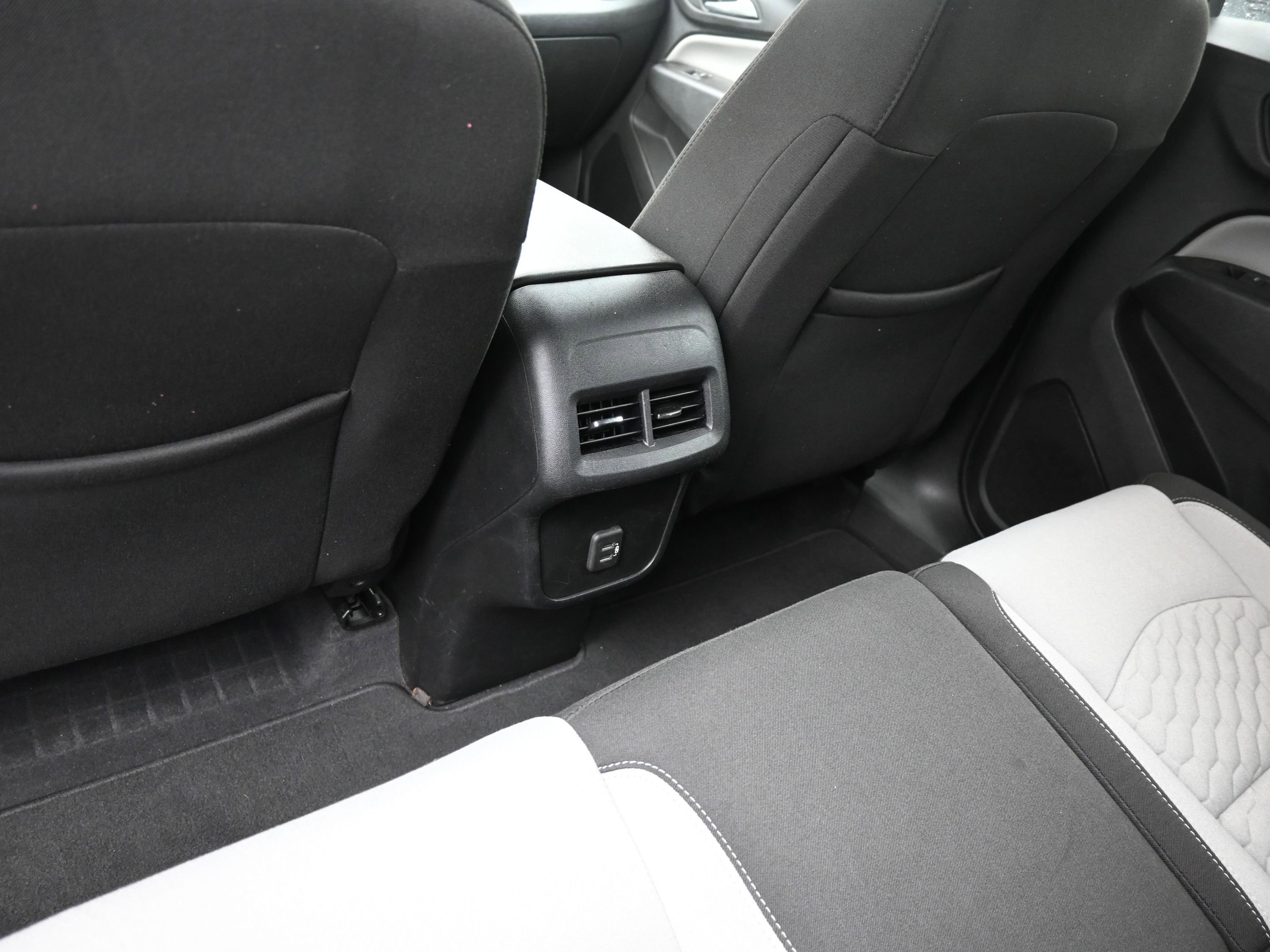 Used 2020 Chevrolet Equinox LT image 19