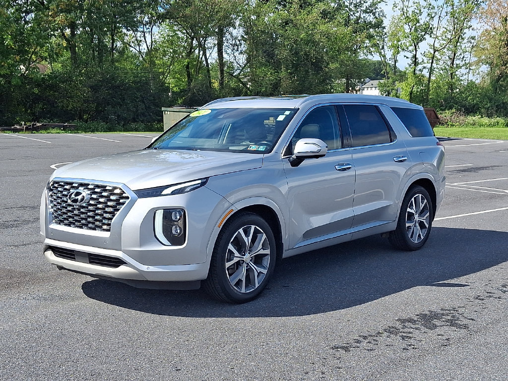 Used 2021 Hyundai Palisade Limited w/ Cargo Package AWD/4WD image 3