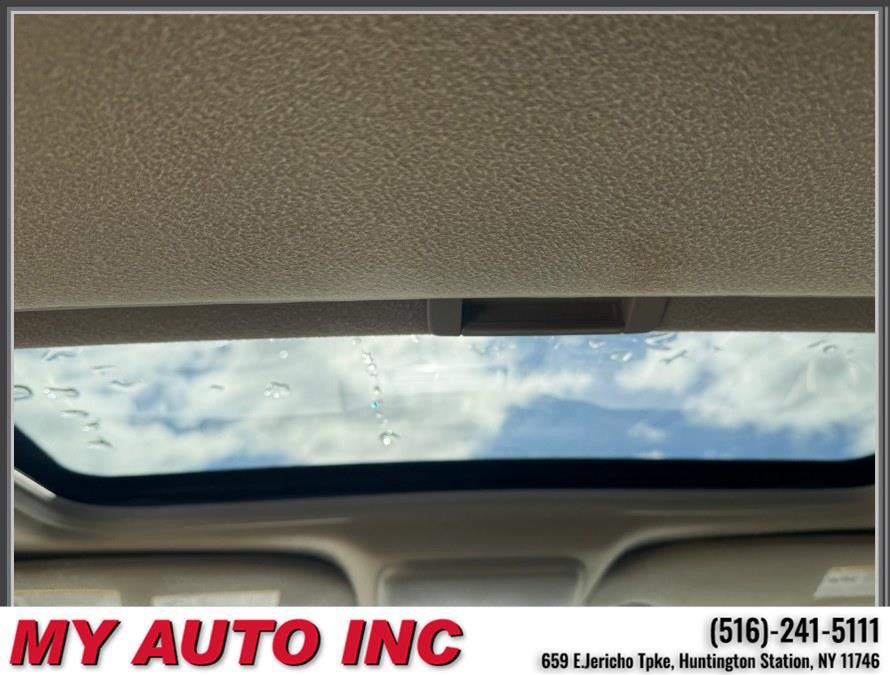 Used 2007 Ford Explorer Sport Trac Limited AWD/4WD image 13
