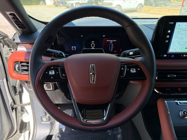 New 2025 Lincoln Aviator Reserve w/ Luxury Package RWD image 26