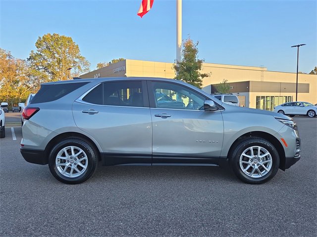 Used 2023 Chevrolet Equinox LT image 6