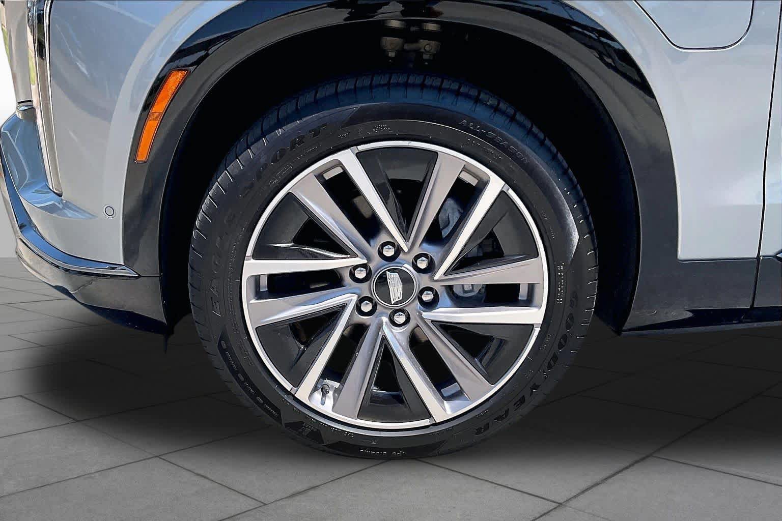 Used 2026 Cadillac Vistiq Sport w/ LPO, Floor Liner Package AWD/4WD image 10