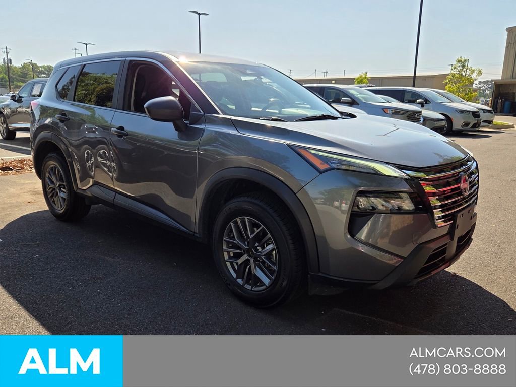 Used 2024 Nissan Rogue S image 14