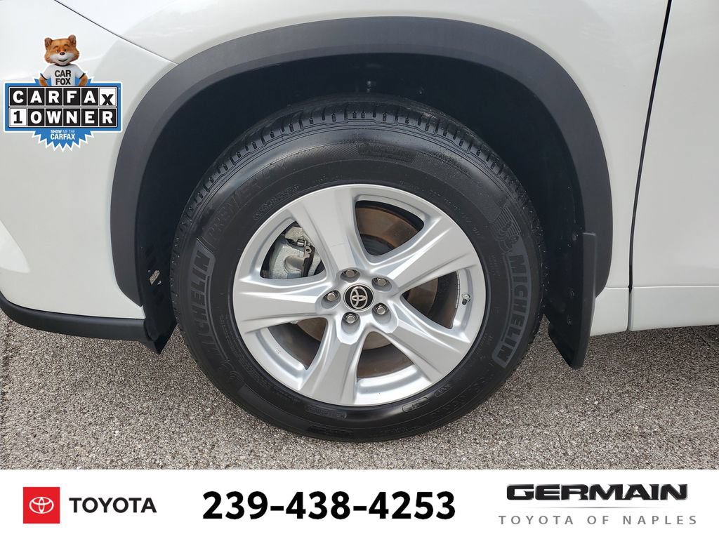 Certified 2024 Toyota Highlander LE FWD image 13