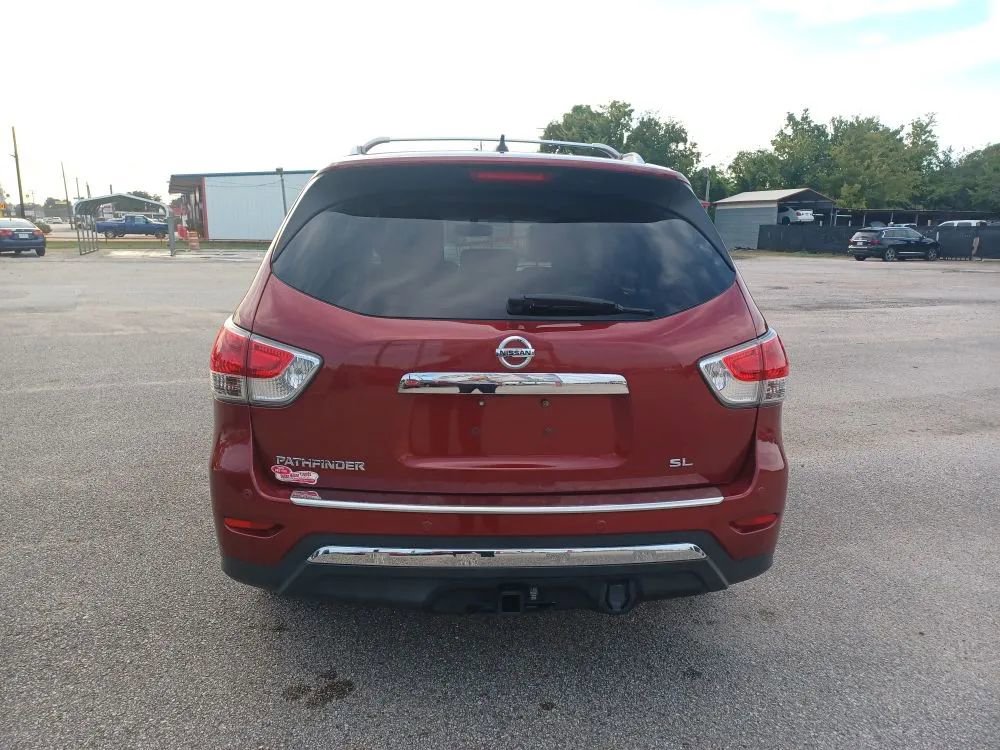 Used 2014 Nissan Pathfinder SL w/ SL Premium Package image 4